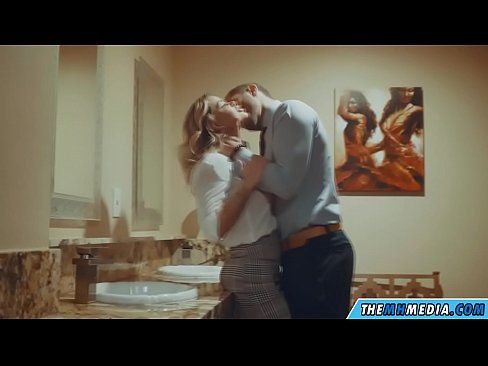 ❤️ Kad te prsata plavuša zavede u javnom zahodu ❤️❌ Porno video u pornografiji hr.assay-define-smartlink.ru